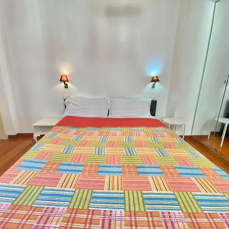 Coluccio C&l Home, In Coorte Silenziosa Milanese, Vicino A Metropolitana, Strategica Per Eventi, Fiere E Concerti Apartament *