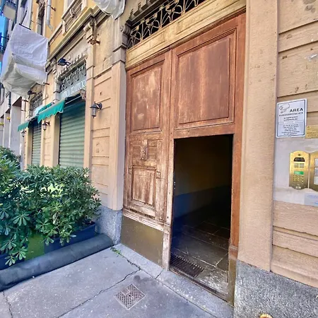 Coluccio C&l Home, In Coorte Silenziosa Milanese, Vicino A Metropolitana, Strategica Per Eventi, Fiere E Concerti Mediolan